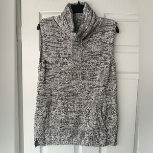 T Talbots black white marled mock neck sleeveless sweater S